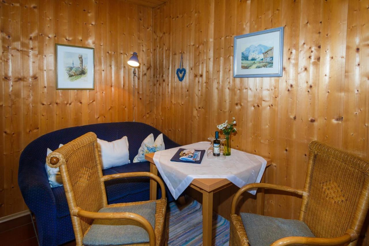 Cafe Chiemgau Und Gaestehaus Рупольдинг Экстерьер фото